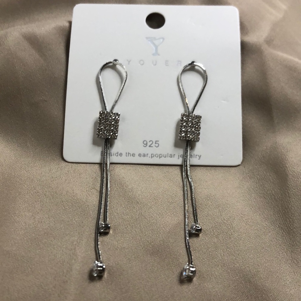 Dropping Earrings
